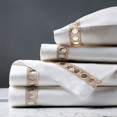 40 Tissu Count Lace Hem Luxury Sheet Set 4pcs Polyester Microfiber