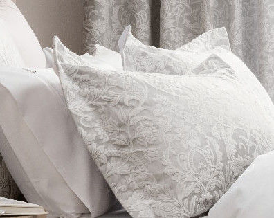 Vivi l'esperienza di sonno migliore con la copertina Jacquard di lusso con texture 3D