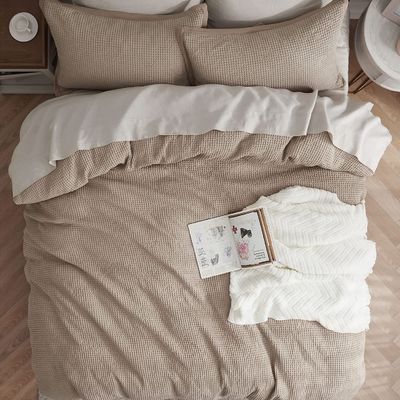 Aggiungi un tocco di lusso alla tua camera da letto con il set di copertura per coperte in cotone al 100%