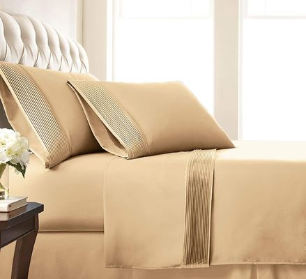 Set di biancheria da letto a quattro pezzi per uso domestico