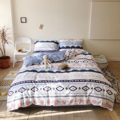 Copertina di copertina stampata in poliestere Set a quattro pezzi personalizzato per la vostra soddisfazione e comfort