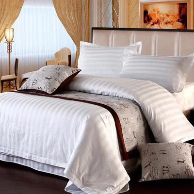 Comodo poliestere spazzolato hotel lenzuola da letto e coperta set dimensioni personalizzate